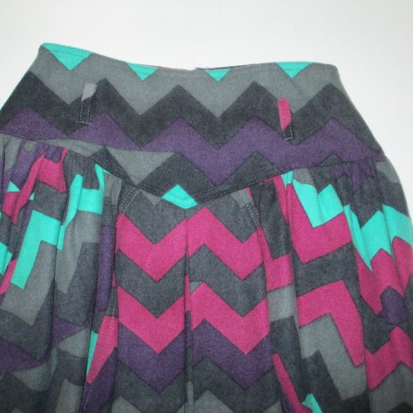 TIMMI VINTAGE TULIP SKIRT - Picture 2 of 7